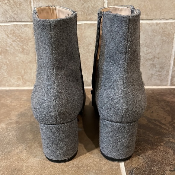 Nine West Grey wool booties, Size 7.5 - Picture 3 of 6